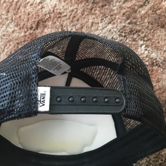 Vans cute baseball hat - Picture 4 of 4